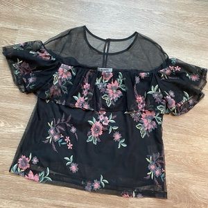 BB Dakota Mesh Floral top